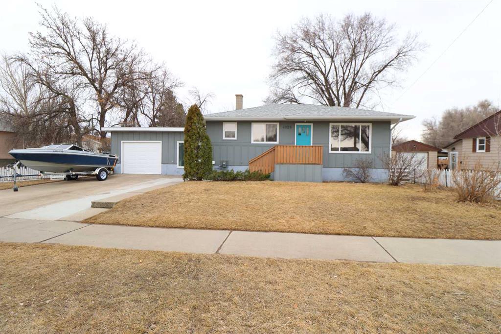 Picture of 4926 54 ave  , Taber Real Estate Listing