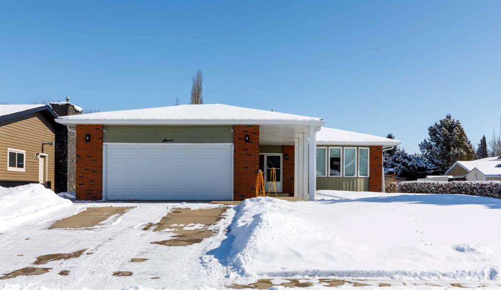 Picture of 7 Berry Avenue , Red Deer Real Estate Listing