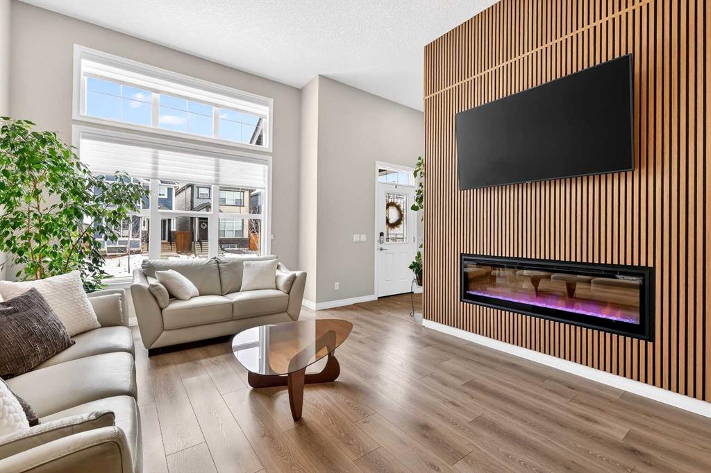 Picture of 287 Masters Row SE, Calgary Real Estate Listing