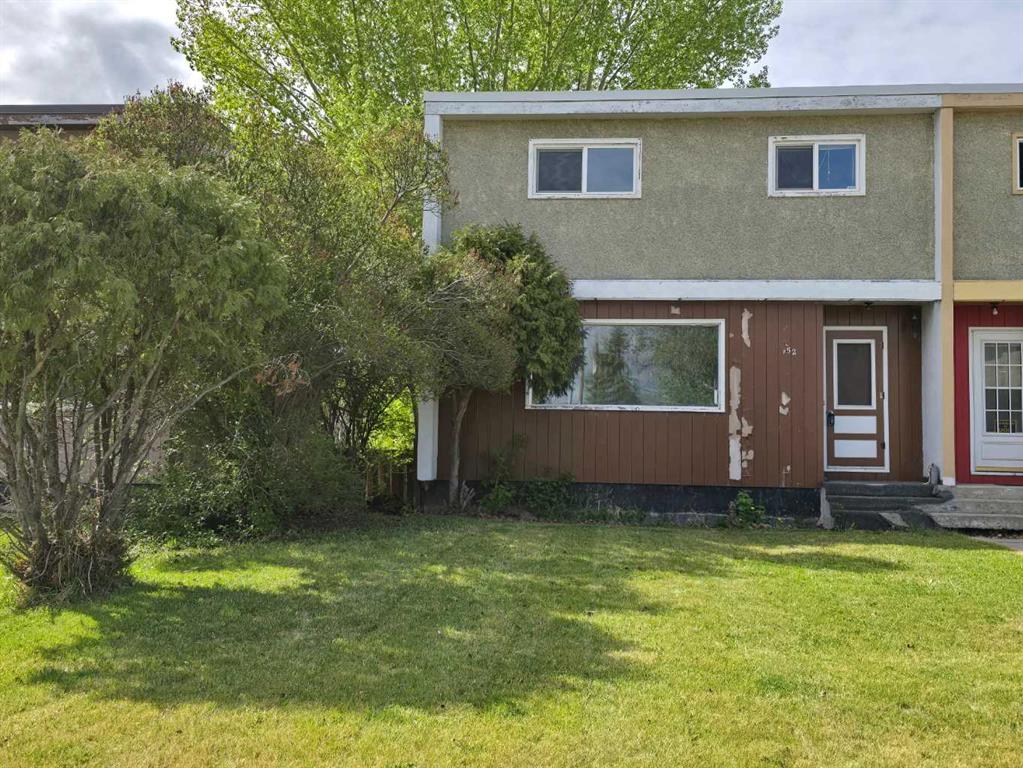 Picture of 9521 89 Avenue , Peace River Real Estate Listing