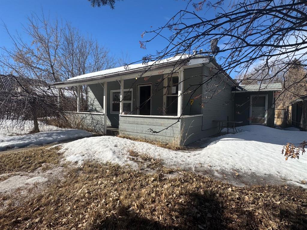 Picture of 5025 48 Street , Sedgewick Real Estate Listing