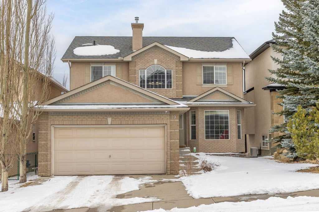 Picture of 19 Sienna Park Crescent SW, Calgary Real Estate Listing