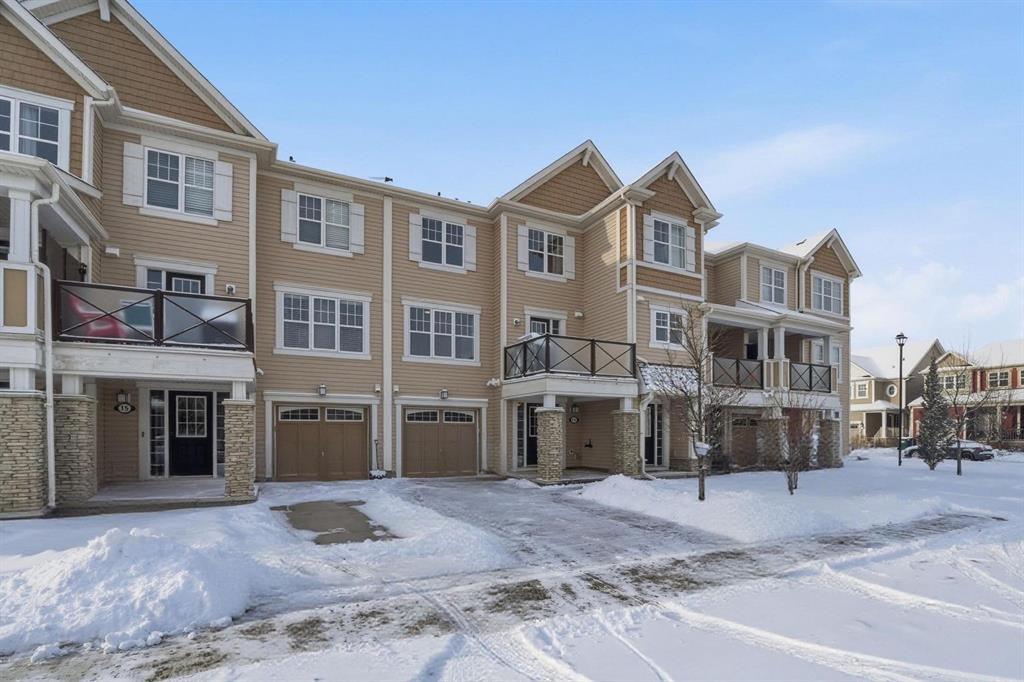 Picture of 11 Windford Crescent SW, Airdrie Real Estate Listing