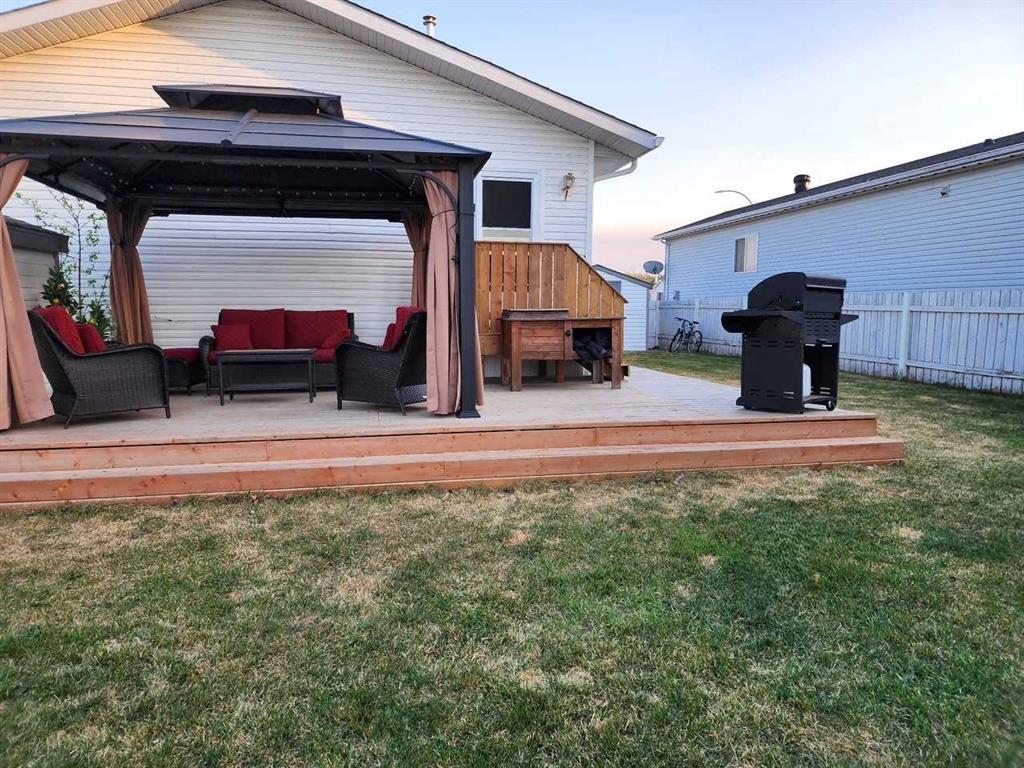 Picture of 18 Jackson Place , Whitecourt Real Estate Listing