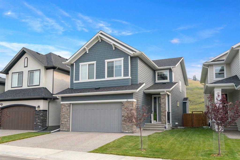 Picture of 36 Cranbrook Cape SE, Calgary Real Estate Listing