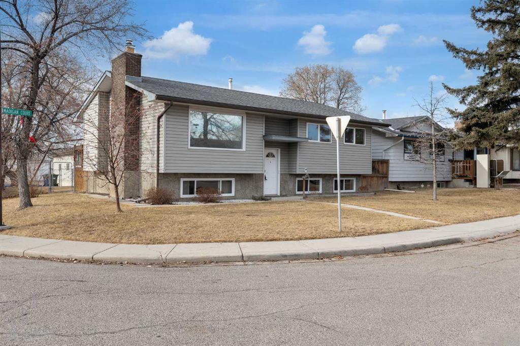 Picture of 3 Madigan Court NE, Calgary Real Estate Listing