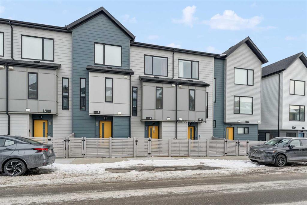 Picture of 22 Evanscrest Court NW, Calgary Real Estate Listing