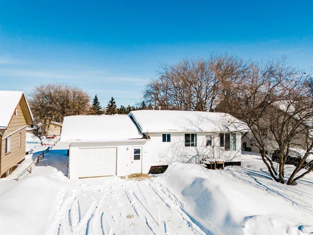 Picture of 10614 102 Avenue , La Crete Real Estate Listing