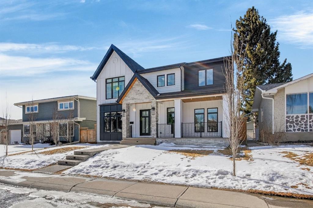 Picture of 6515 Longmoor Way SW, Calgary Real Estate Listing