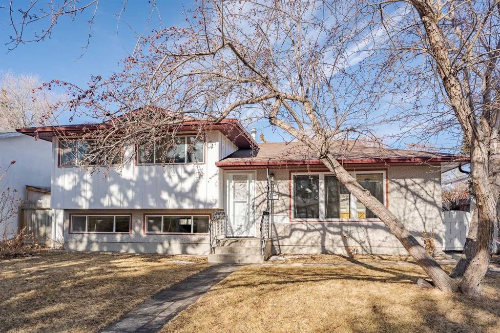 Picture of 4707 Brockington Road NW, Calgary Real Estate Listing