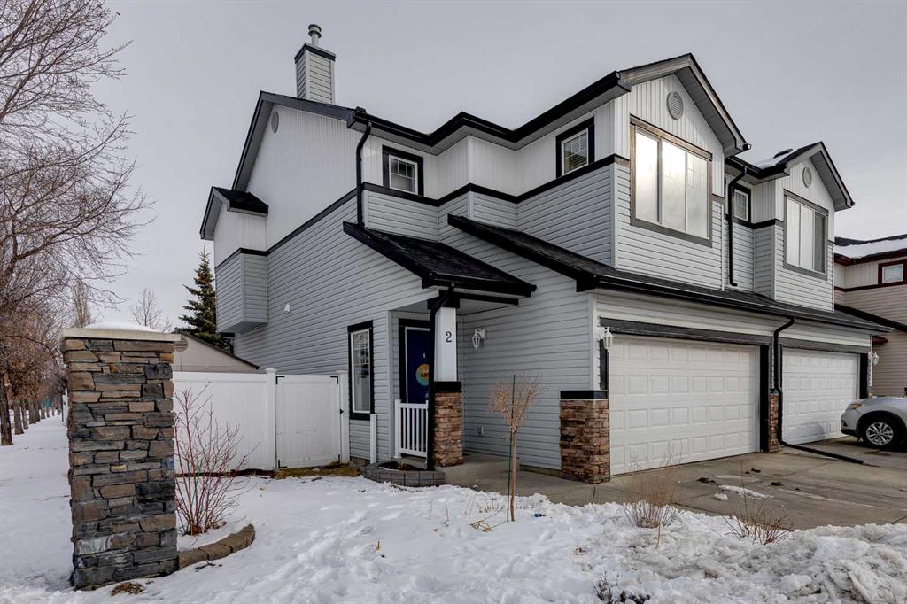Picture of 2 Everridge Villas SW, Calgary Real Estate Listing