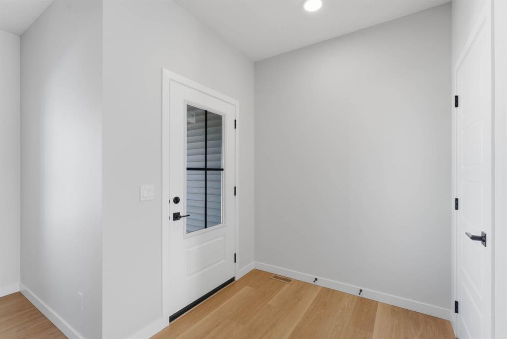 Picture of 176 Lawson Lane SE, Airdrie Real Estate Listing