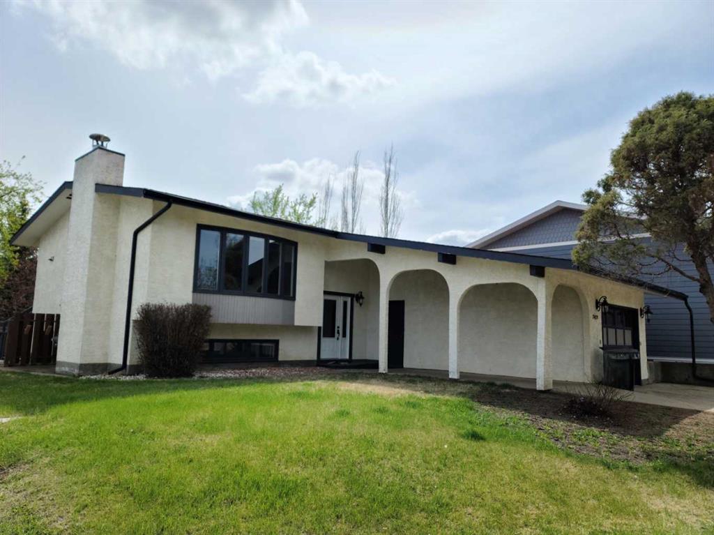 Picture of 7413 96 Street , Peace River Real Estate Listing