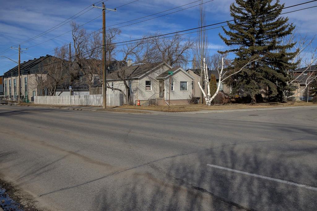 Picture of 458 34 Avenue NW, Calgary Real Estate Listing