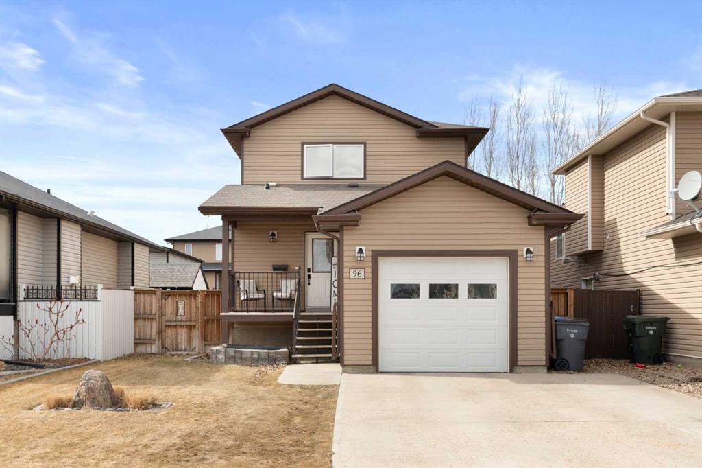 Picture of 96 Somerset Road SE, Medicine Hat Real Estate Listing