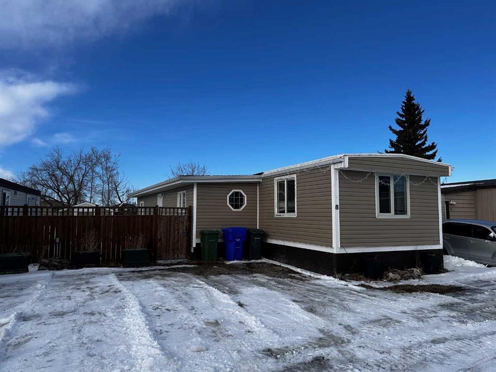 Picture of 8, 5103 61 Avenue , Olds Real Estate Listing