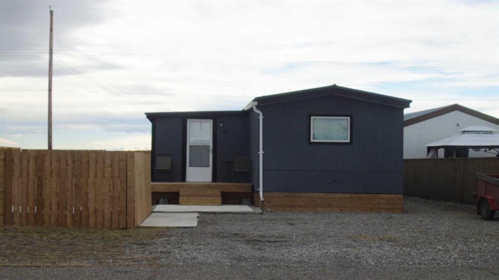 Picture of 468 10 Street , Fort Macleod Real Estate Listing