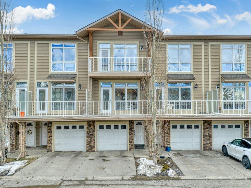 Picture of 5, 172 Rockyledge View NW, Calgary Real Estate Listing