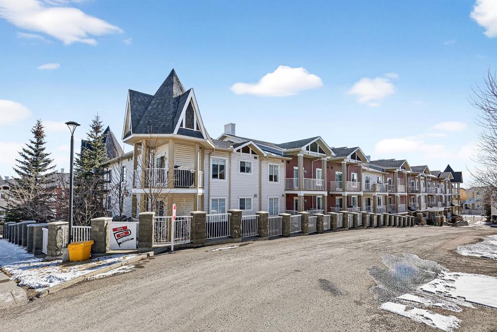 Picture of 8206, 70 Panamount Drive NW, Calgary Real Estate Listing