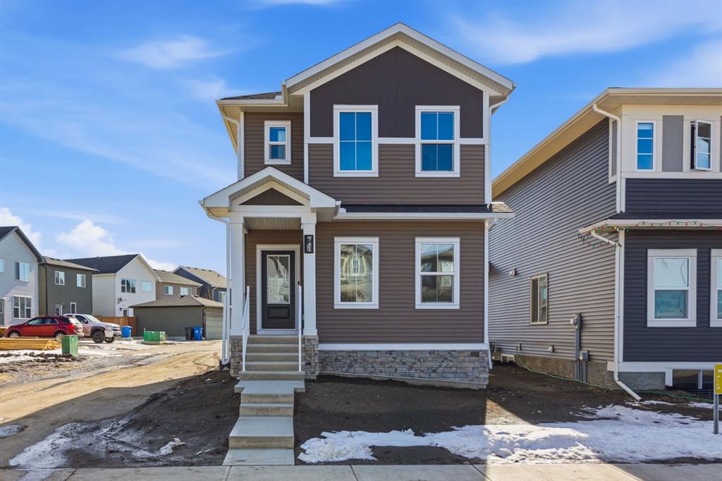 Picture of 341, Ellen Park Way , Crossfield Real Estate Listing