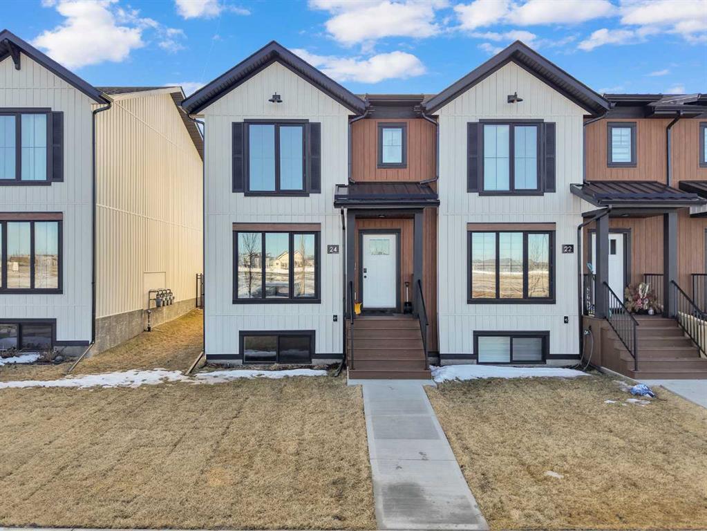 Picture of 24 Station Drive , Sylvan Lake Real Estate Listing