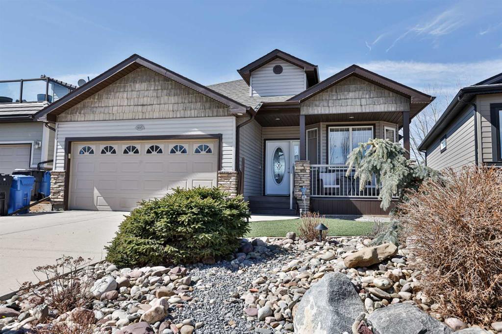 Picture of 605 Sunridge Crescent W, Lethbridge Real Estate Listing