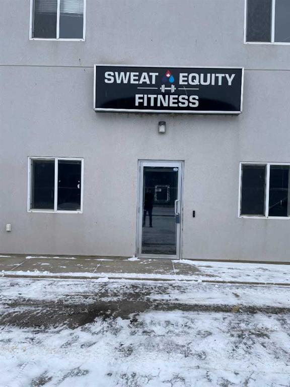 Picture of 3, 14 Thevenaz Industrial Trail , Sylvan Lake Real Estate Listing