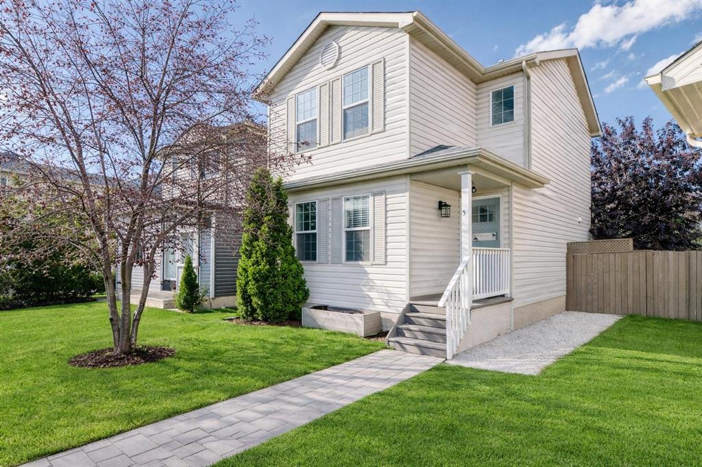 Picture of 57 Martinvalley Way NE, Calgary Real Estate Listing