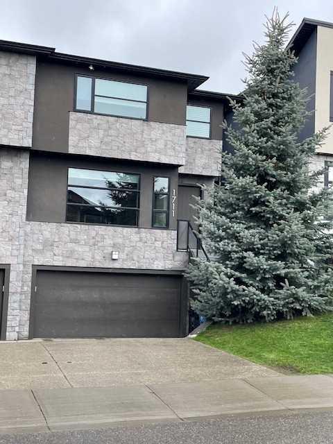 Picture of 1711 27 Street SW, Calgary Real Estate Listing