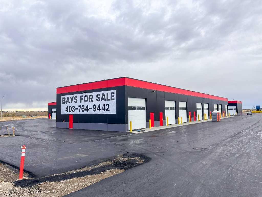 Picture of 306, 40 Southbank Crescent , Okotoks Real Estate Listing