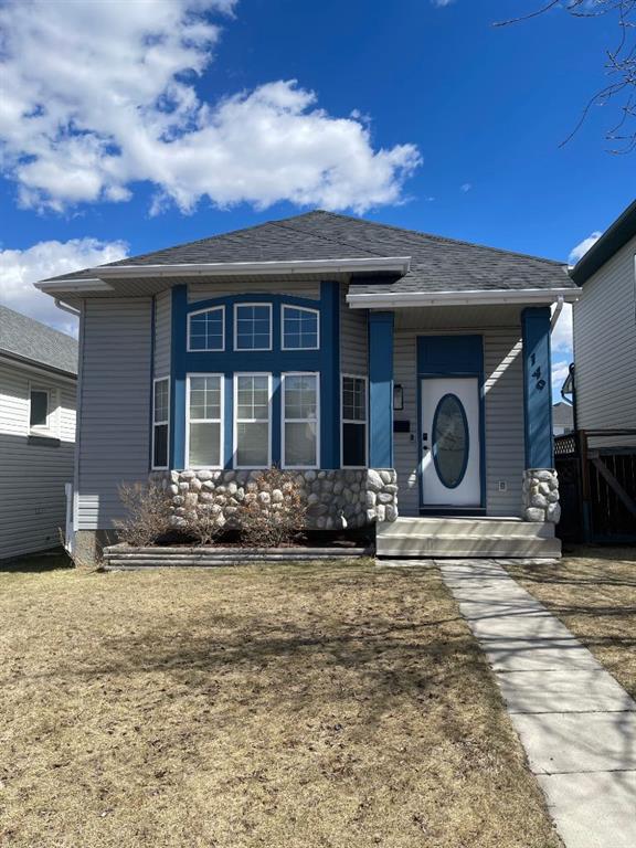 Picture of 149 Hidden Ranch Road NW, Calgary Real Estate Listing