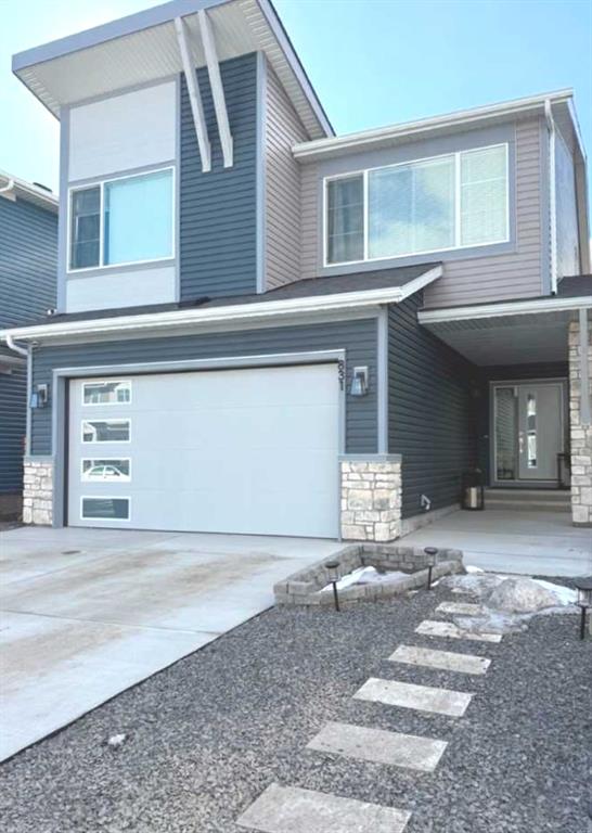 Picture of 831 Bayview Terrace SW, Airdrie Real Estate Listing