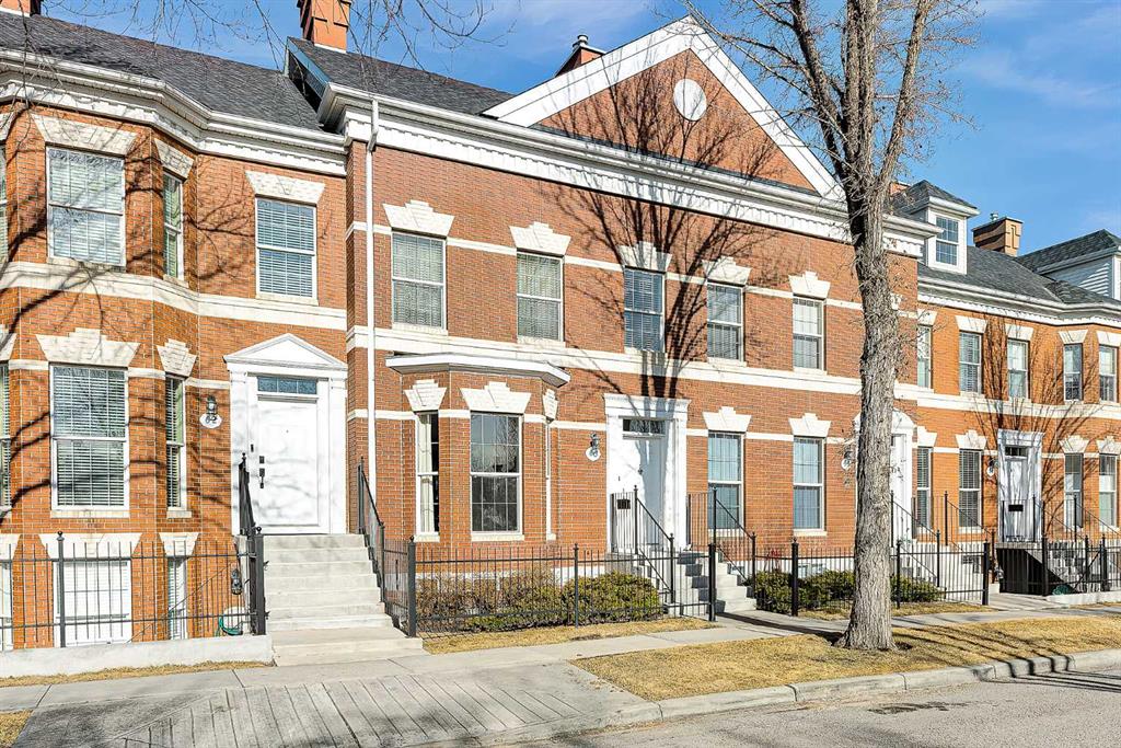 Picture of 60 Inverness Square SE, Calgary Real Estate Listing