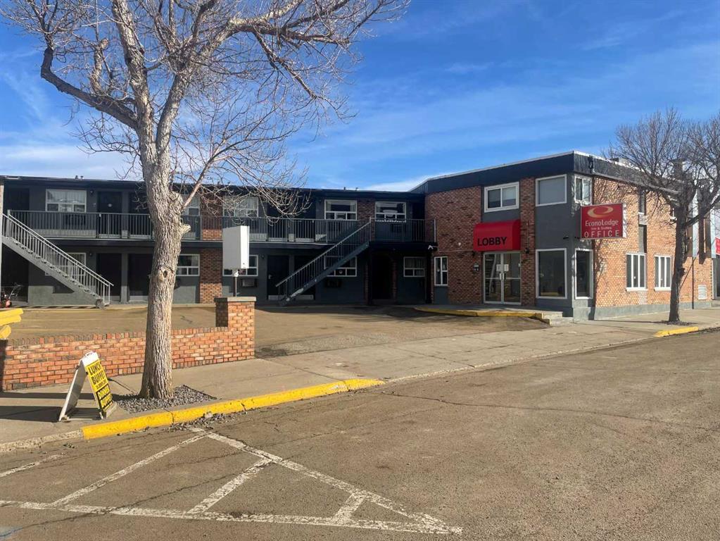 Picture of 392 Centre Street , Drumheller Real Estate Listing