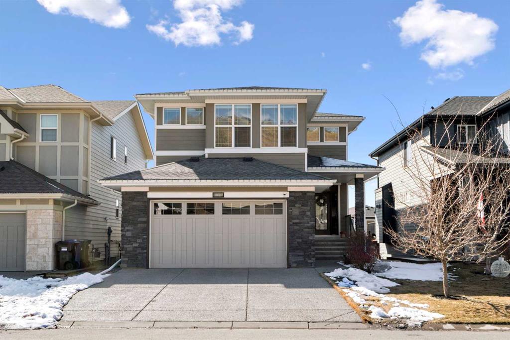 Picture of 82 Cranbrook Crescent SE, Calgary Real Estate Listing