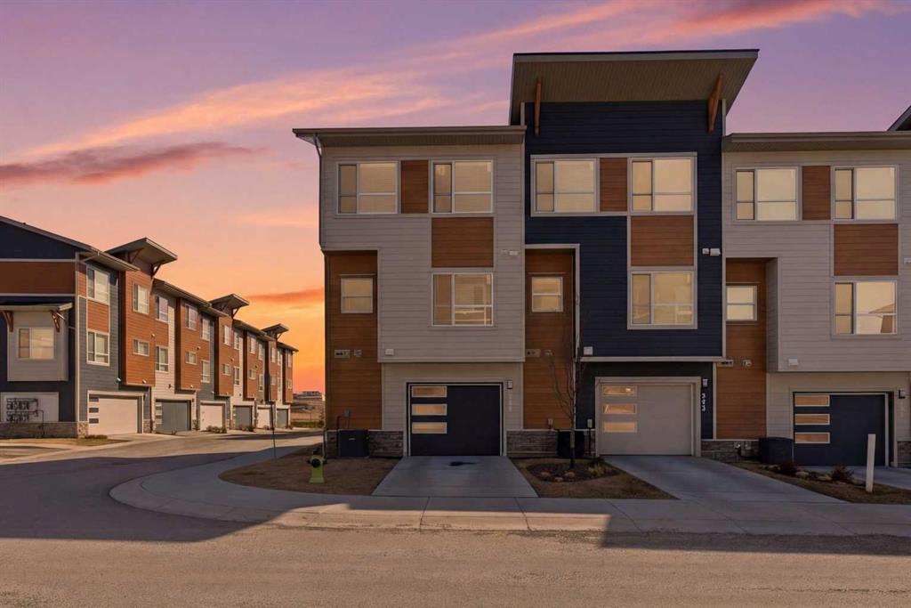 Picture of 226 Harvest Grove Walk NE, Calgary Real Estate Listing