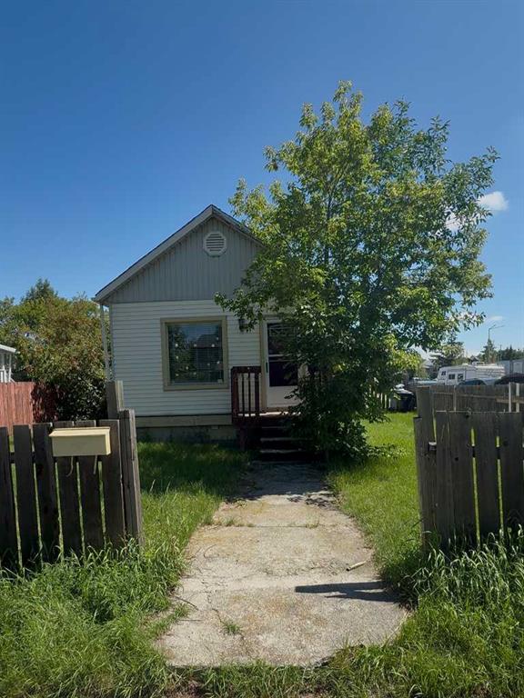 Picture of 2740 16A Street SE, Calgary Real Estate Listing