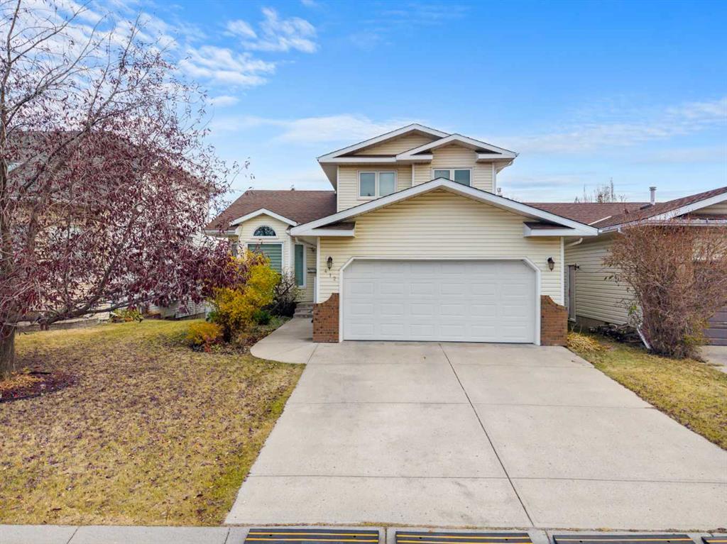 Picture of 412 Hawkland Place NW, Calgary Real Estate Listing