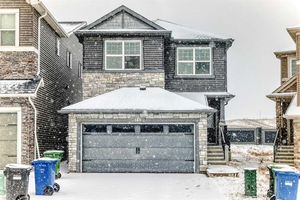 Picture of 144 Nolancrest Circle NW, Calgary Real Estate Listing