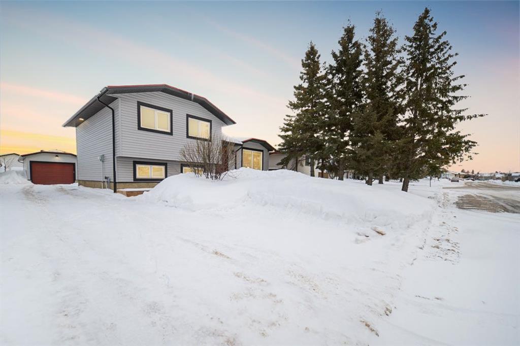 Picture of 106 Becker Crescent , Fort McMurray Real Estate Listing