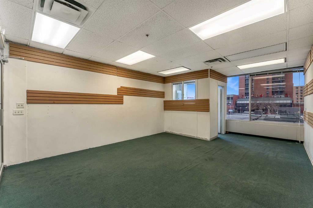 Picture of 246, 328 Centre Street SE, Calgary Real Estate Listing