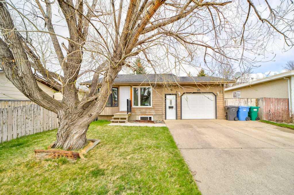 Picture of 70 Princeton Road W, Lethbridge Real Estate Listing