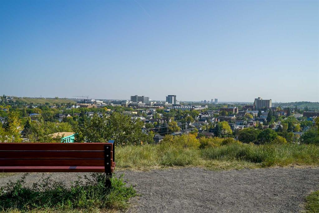 Picture of 1140 Regent Crescent NE, Calgary Real Estate Listing