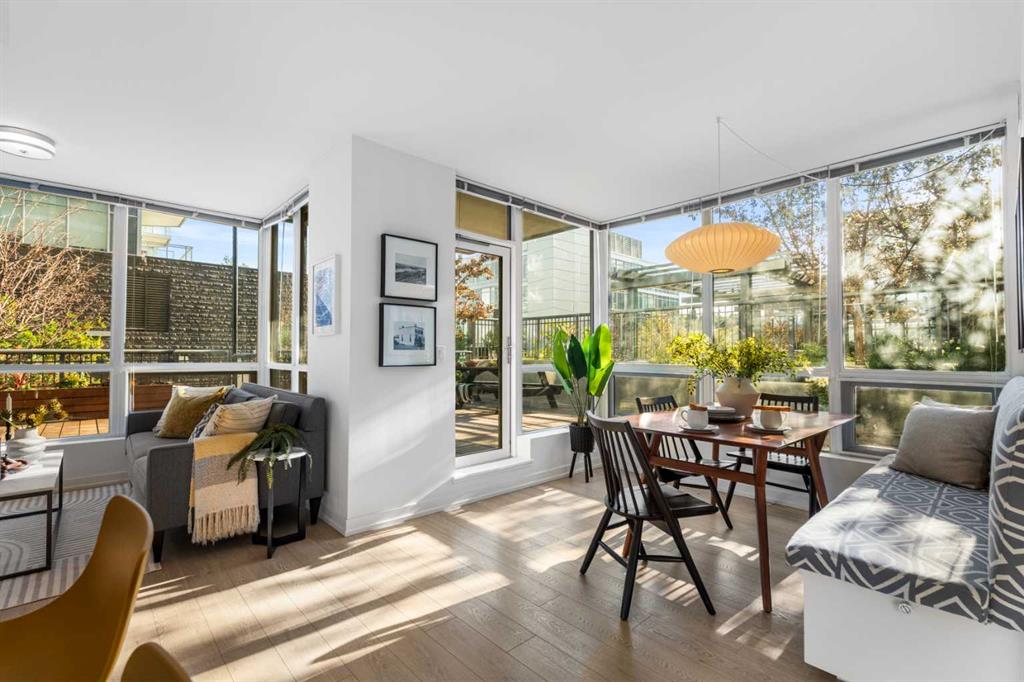 Picture of 102, 128 2 Street SW, Calgary Real Estate Listing