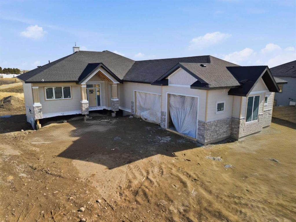 Picture of 243 Red Tail Ridge SE, High River Real Estate Listing