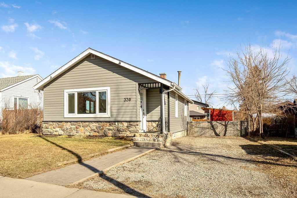 Picture of 330 3 Avenue SE, High River Real Estate Listing