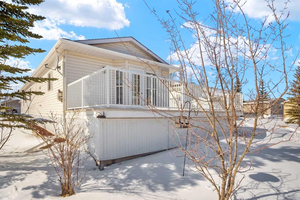 Picture of 38, 5210 65 Avenue , Olds Real Estate Listing