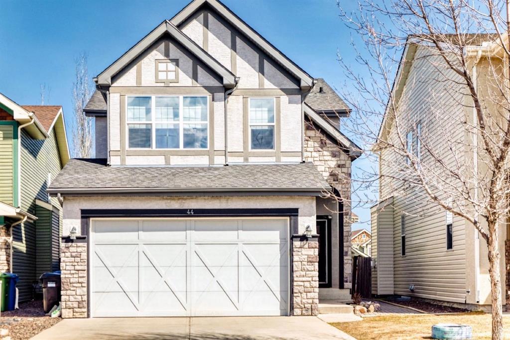 Picture of 44 Aspen Hills Close SW, Calgary Real Estate Listing