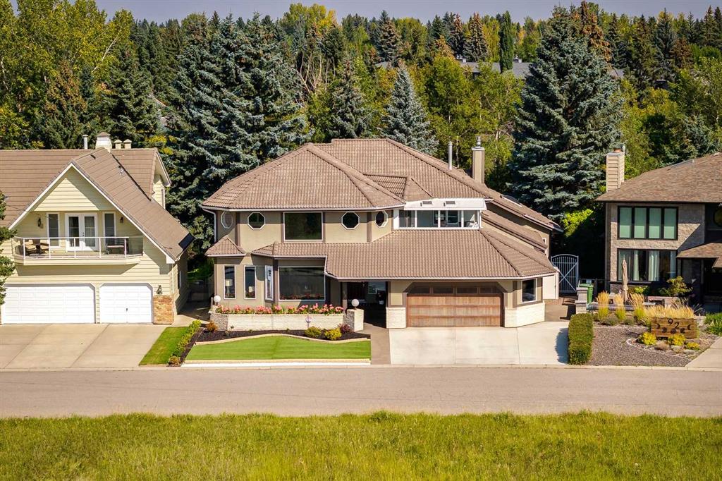 Picture of 88 Woodacres Drive SW, Calgary Real Estate Listing