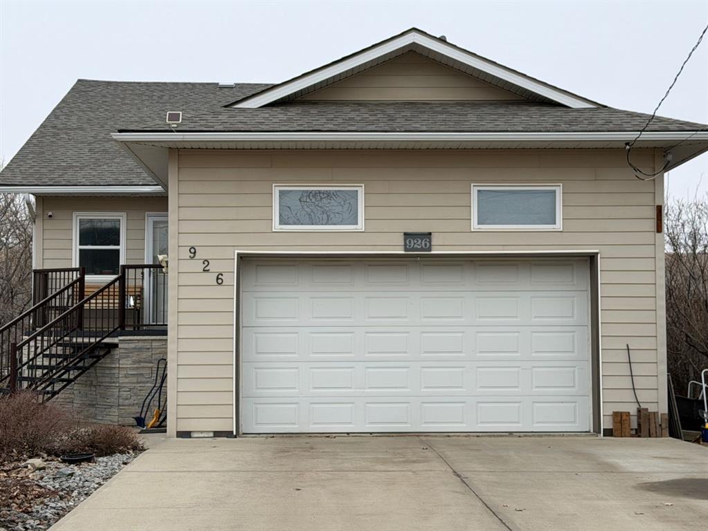 Picture of 926 Newcastle Trail , Drumheller Real Estate Listing